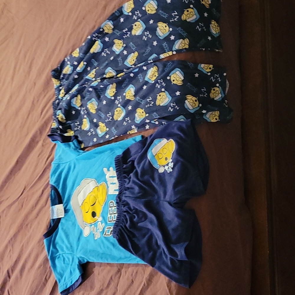 Boys Three Piece Pajama Set Size 4t
